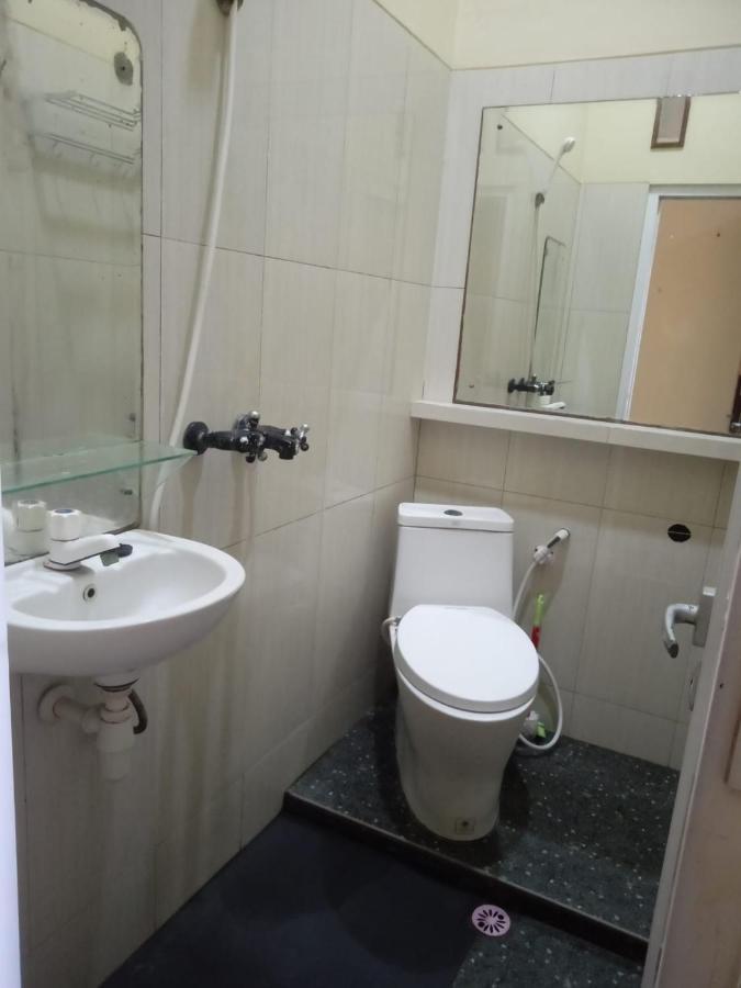 Riki Guesthouse Syari'Ah Jepara Exterior foto